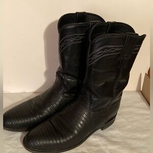 Justin ladies cowboy boots. Sz 7.5 Iguana